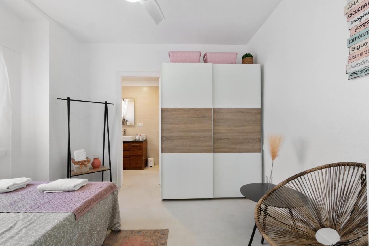 Amarillo Soleado Appartement Torrevieja Buitenkant foto
