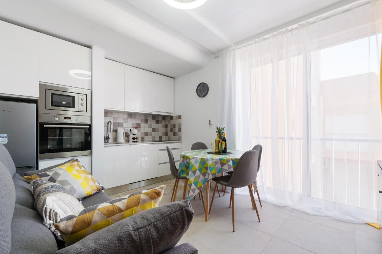 Amarillo Soleado Appartement Torrevieja Buitenkant foto