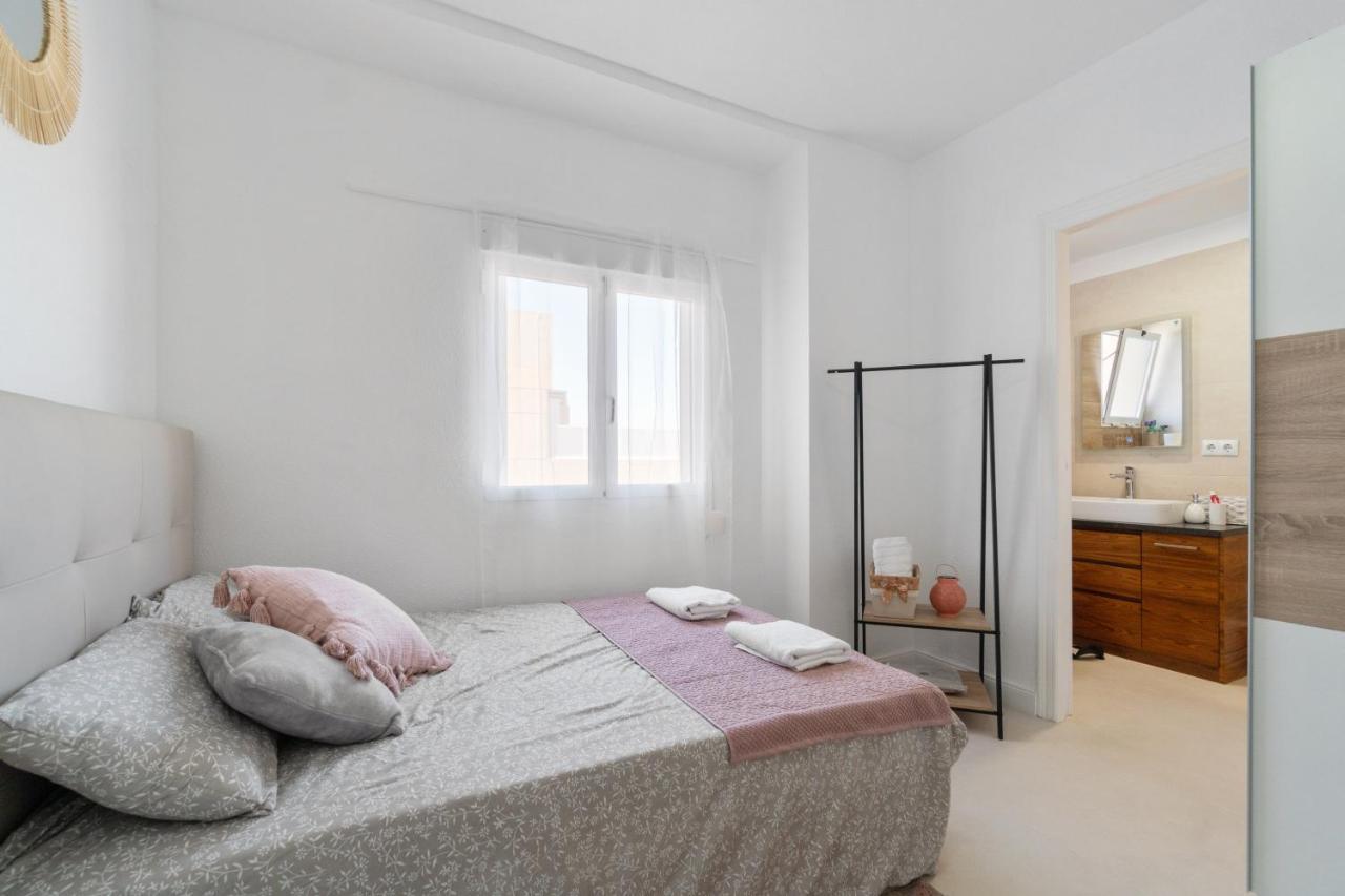 Amarillo Soleado Appartement Torrevieja Buitenkant foto